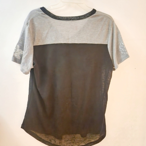 No Boundaries black and grey skull shirt with sequin rose decals size XXL - Picture 4 of 6